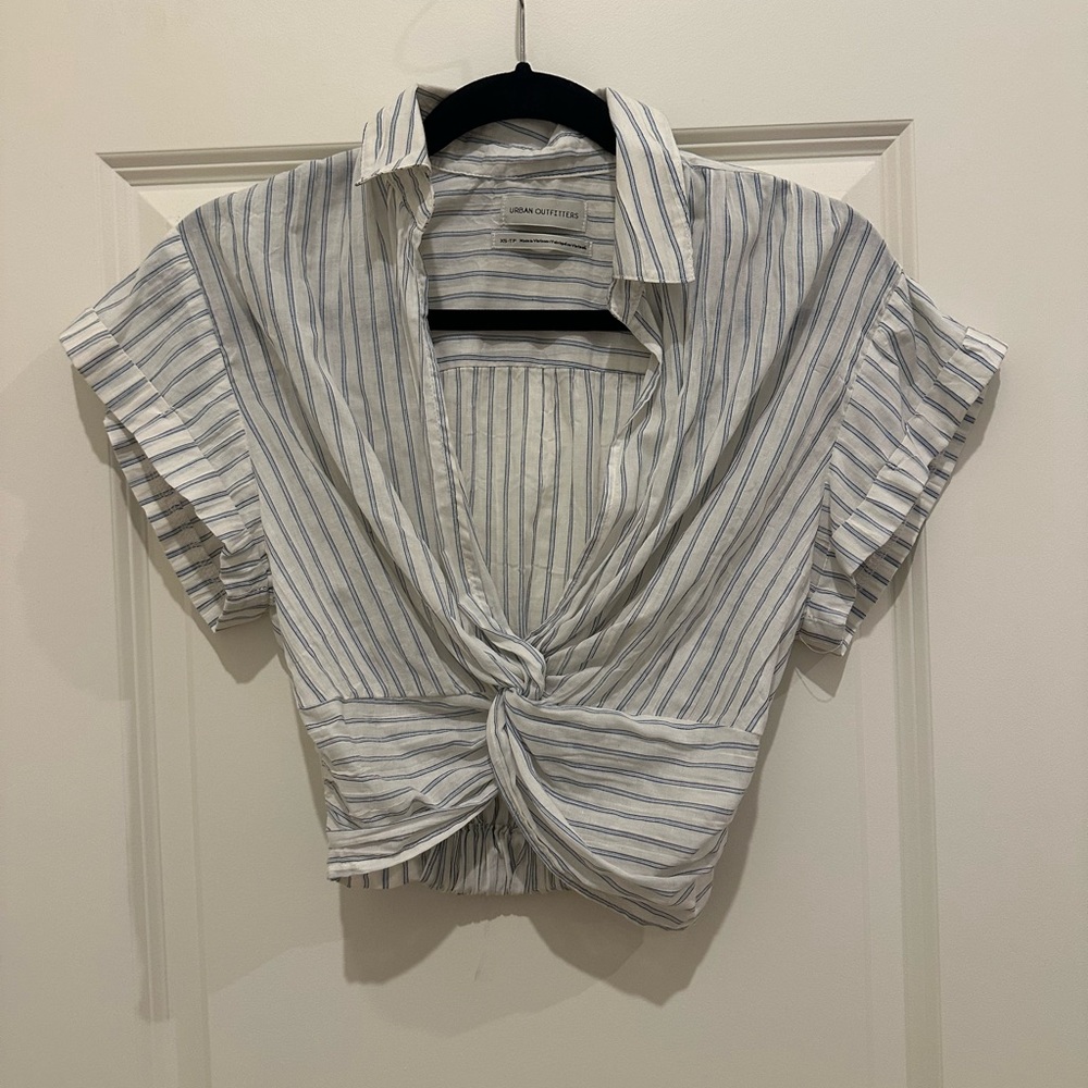 Blue and white stripped short sleeve shirt